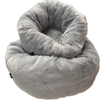 MPC Dog or Cat Plush Bed