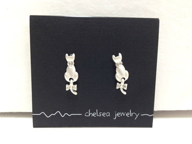 Chelsea Pewter - Cat Swinging Tail Earrings