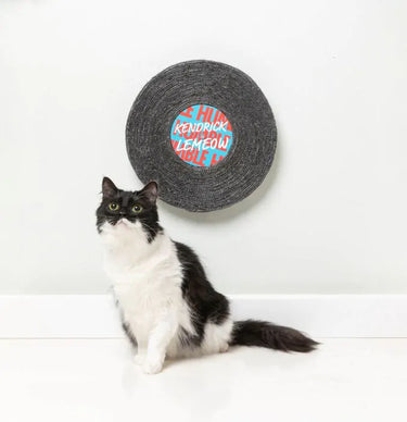 FuzzYard Kendrick Lemeow - Record Cat Scratcher (NEW)